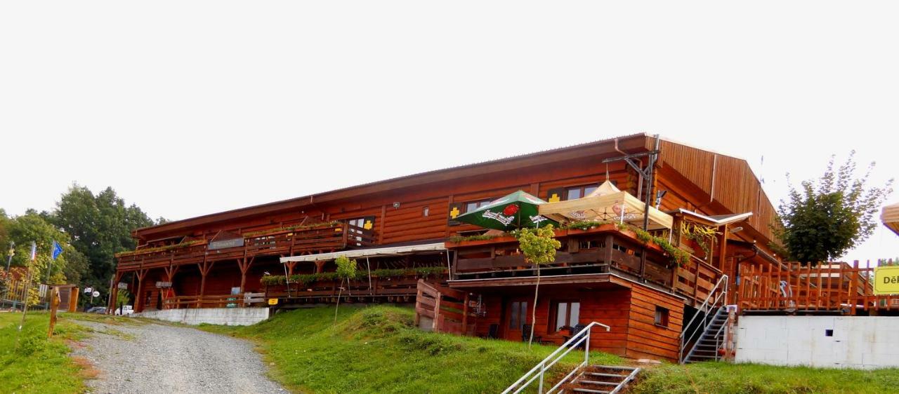 Sport-Hotel Sibenicni Vrch Mnichovice Eksteriør bilde